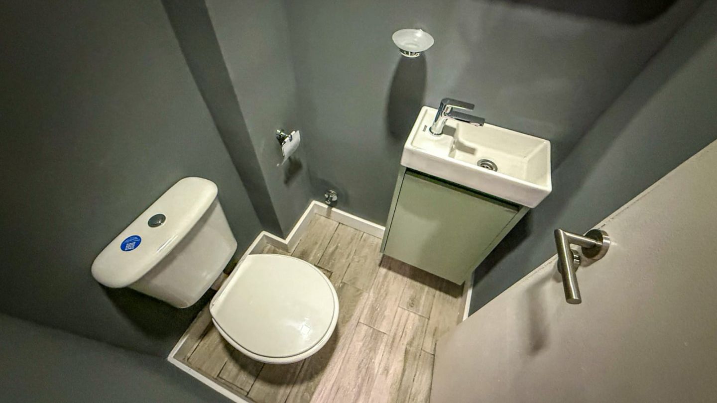 Departamento en venta 2 ambientes con dependencia amoblado - Plaza Colón - foto 34
