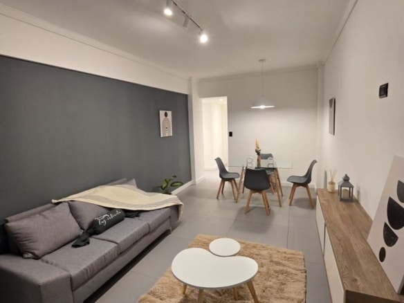 Departamento en venta 2 ambientes con dependencia amoblado - Plaza Colón