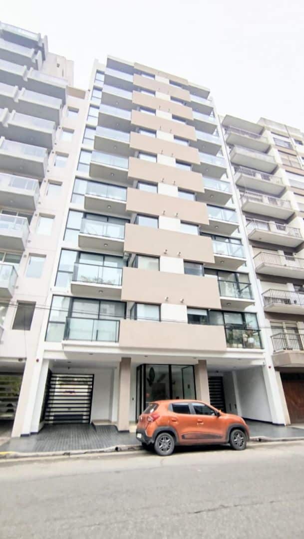 e5aaa2aa9c3181e0c91eb92838b7b80c Semipiso en venta 3 ambientes amoblado con balcón - Plaza Mitre - foto 18
