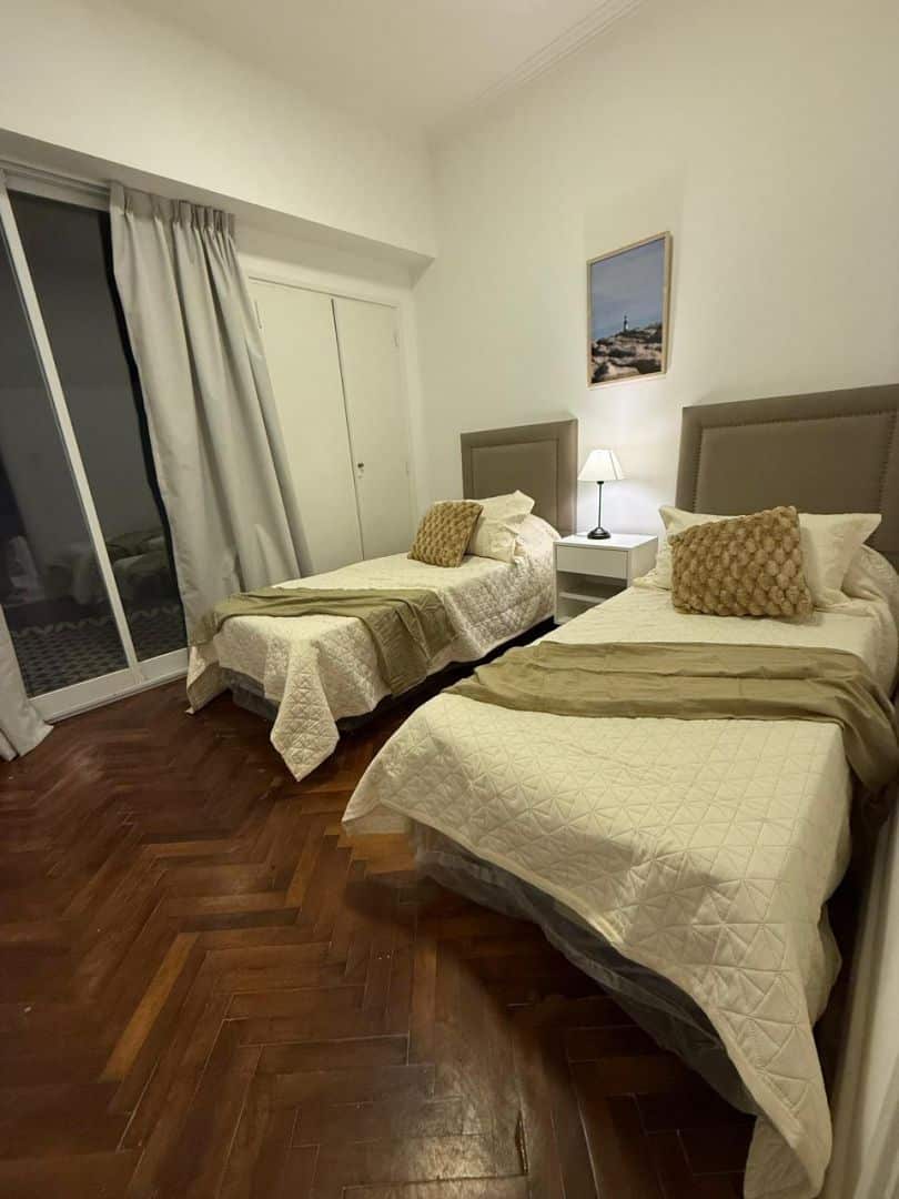 ee7d3f508eac20846b244c649e708ee2 Departamento en venta 3 ambientes reciclado con dos patios - Güemes - foto 10
