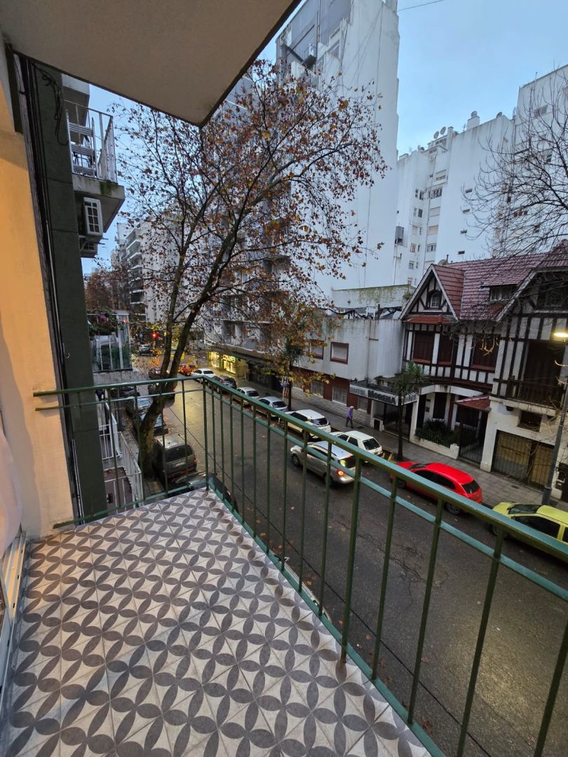 Departamento en venta 2 ambientes con dependencia amoblado - Plaza Colón - foto 3