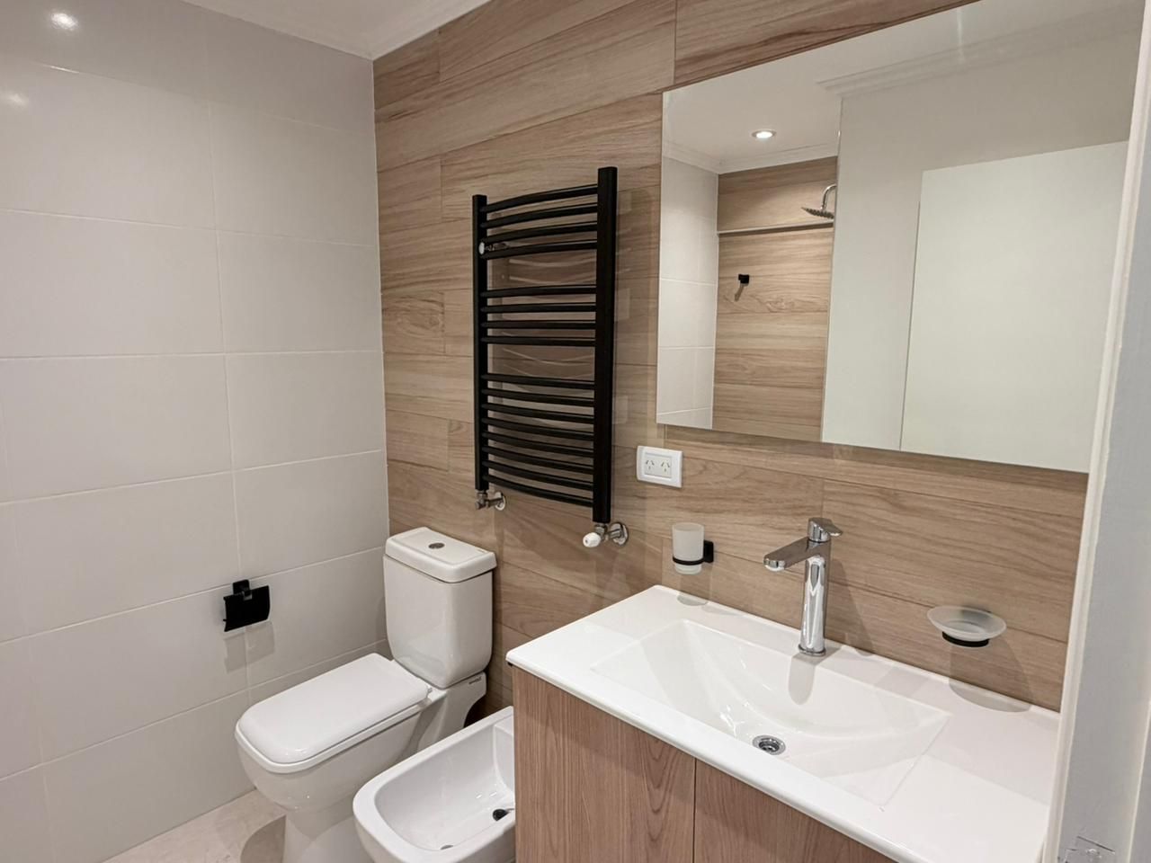 f1146e84760d847853f5ed753e83bc08 Departamento en venta 3 ambientes reciclado con patio - Plaza Colón - foto 10