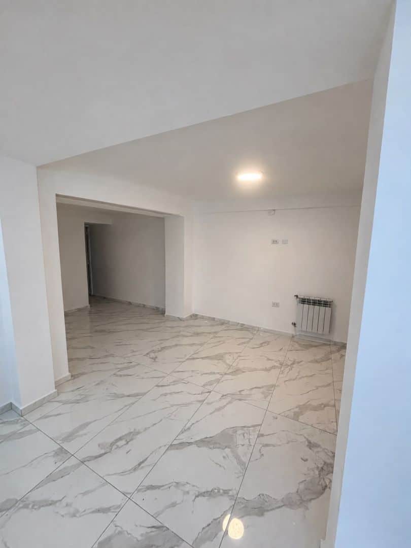 f76c07da237a2a0294536868371bf2ea Chalet en venta 3 ambientes en PH con cochera - Zona HPC | Chauvín - foto 2