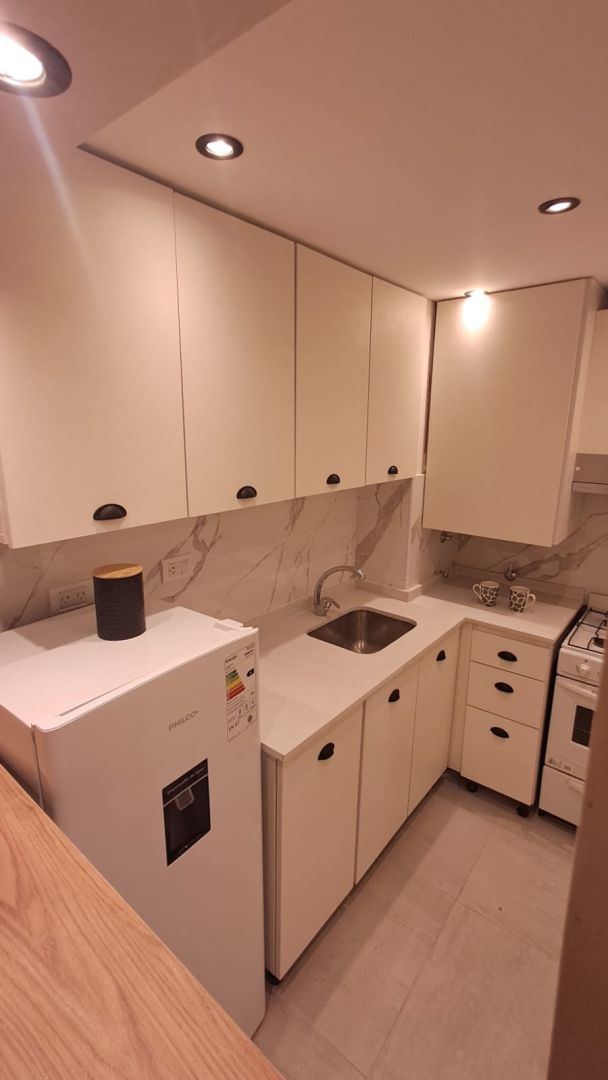 f7bd525b6f7e9bc0fb3bbe4d13884113 Departamento en venta 2 ambientes con patio y balcón - Centro - foto 5