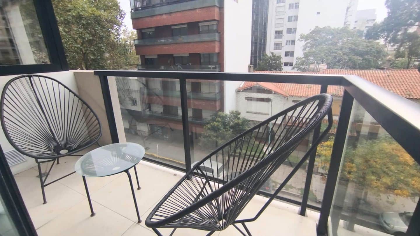 f7cde0fde9f1bcb6d2a05acbcf8a4062 Semipiso en venta 3 ambientes amoblado con balcón - Plaza Mitre - foto 5
