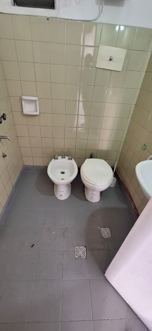 Casa en venta 3 ambientes con quincho y garaje - Parque Luro - foto 12