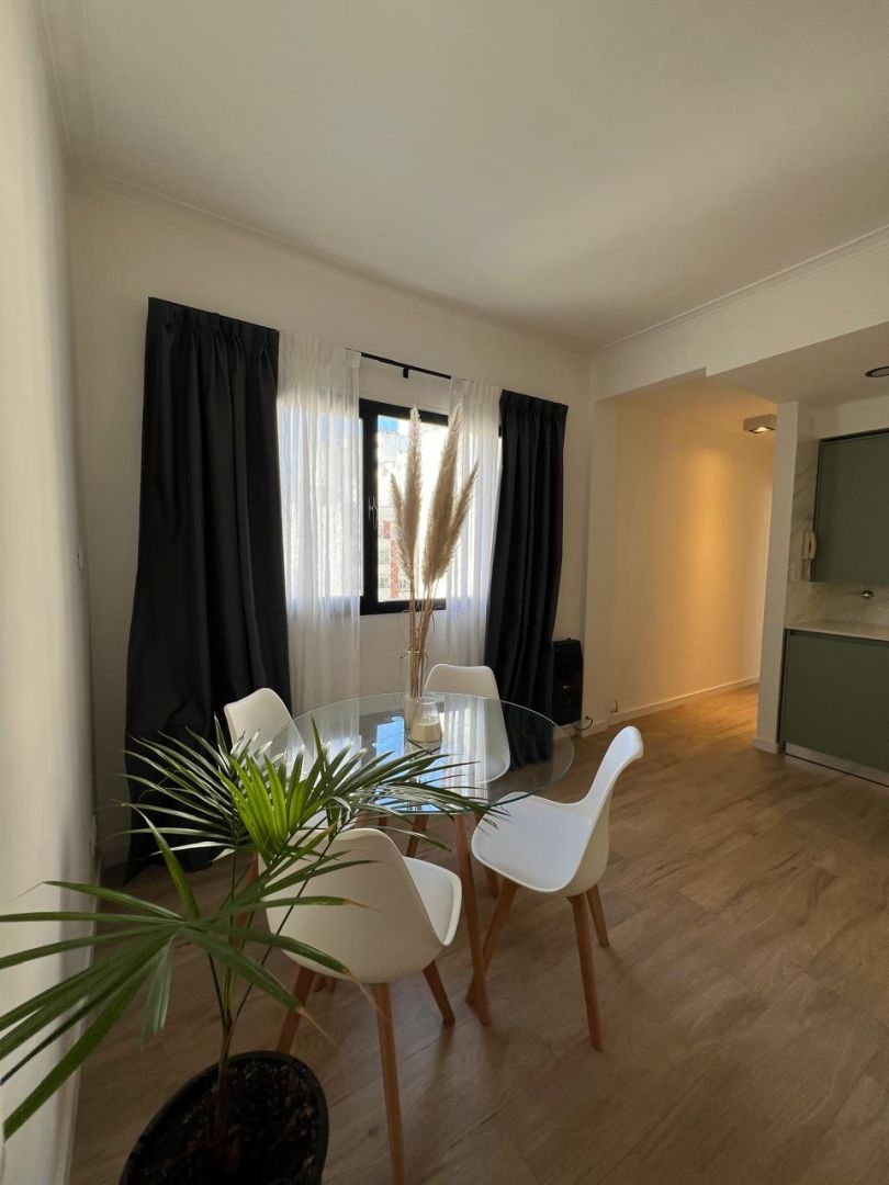 fe0b84aab509fdb9904211dc869fa3a7 Departamento en venta 3 ambientes totalmente reciclado - Plaza Mitre - foto 2