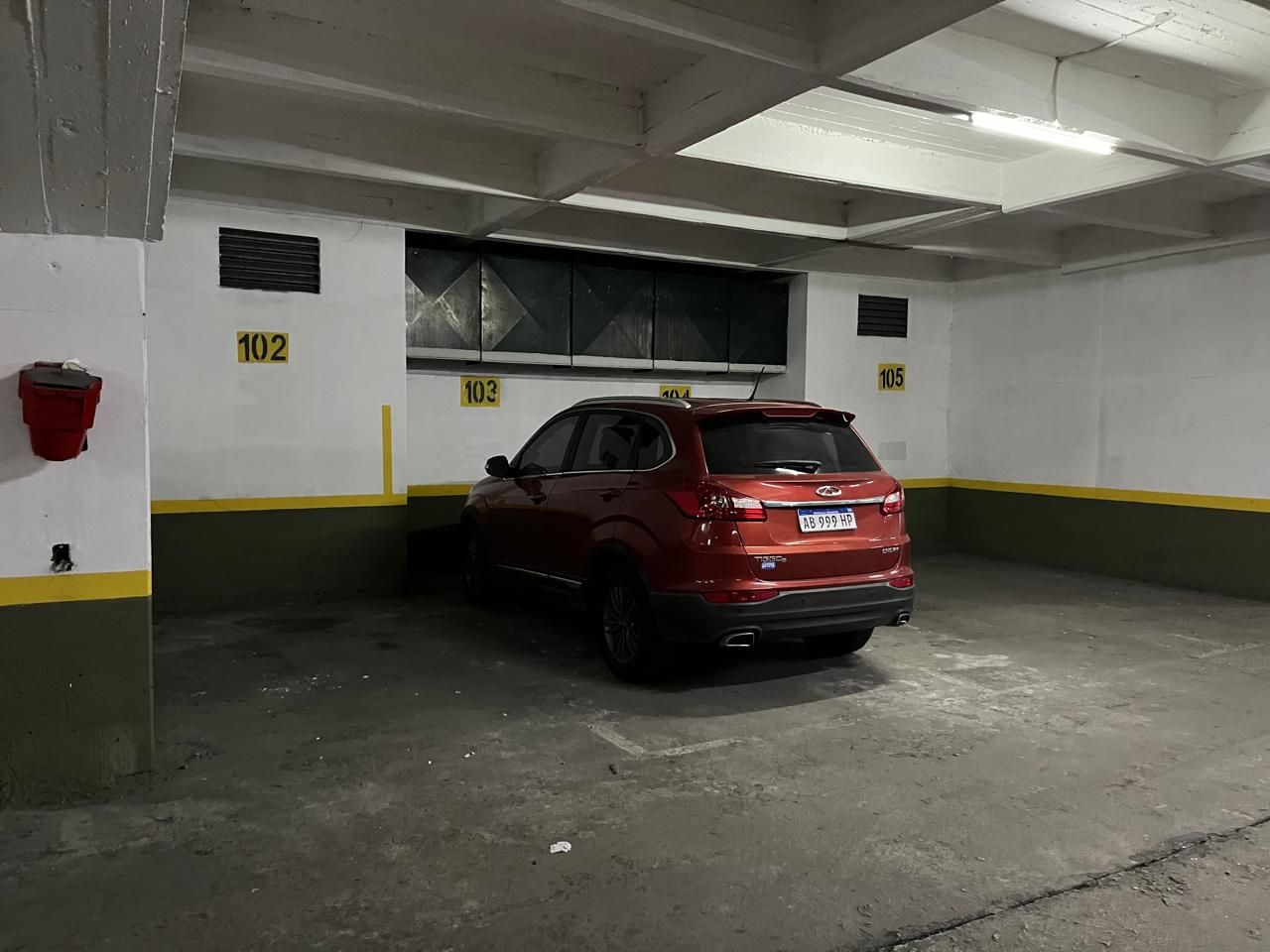 Cochera en venta para camioneta en Bristol Center - Centro - foto 6