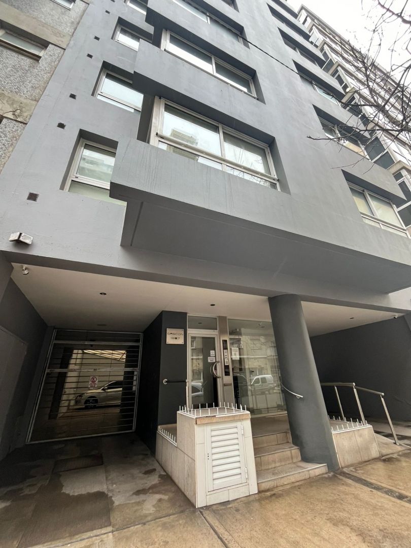 Departamento en alquiler temporario 2 ambientes para 2 con cochera - Plaza Colón - foto 18