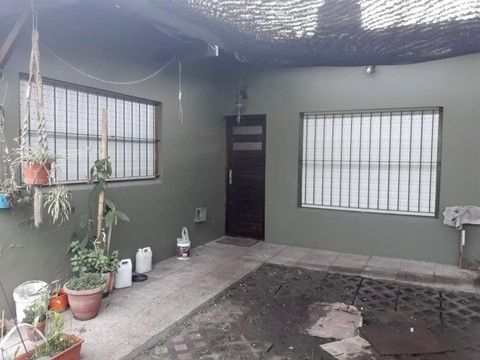 PH en venta 2 ambientes más local en esquina - Fortunato de la Plaza - foto 4