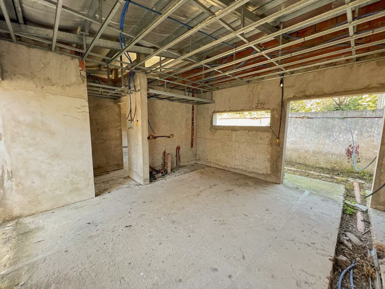 loy679_10 Terreno en venta con obra al 50% y planos para 7 unidades - Don Bosco - foto 9