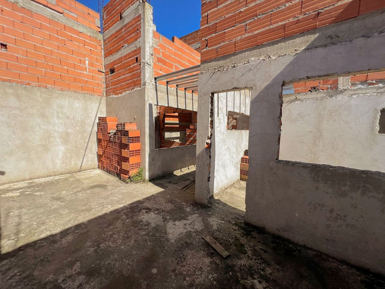 loy679_15 Terreno en venta con obra al 50% y planos para 7 unidades - Don Bosco - foto 14
