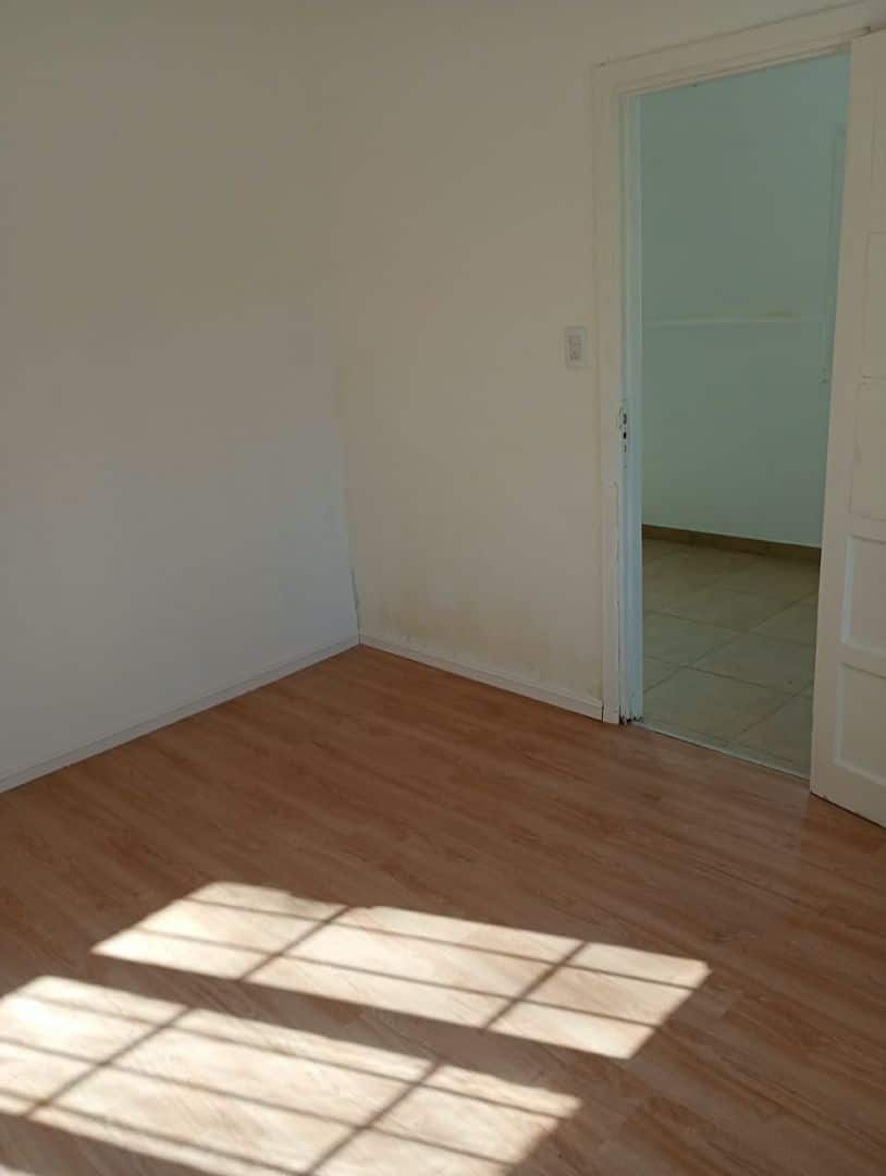 Casa en venta 3 ambientes con garage y patio - Las Avenidas - foto 9