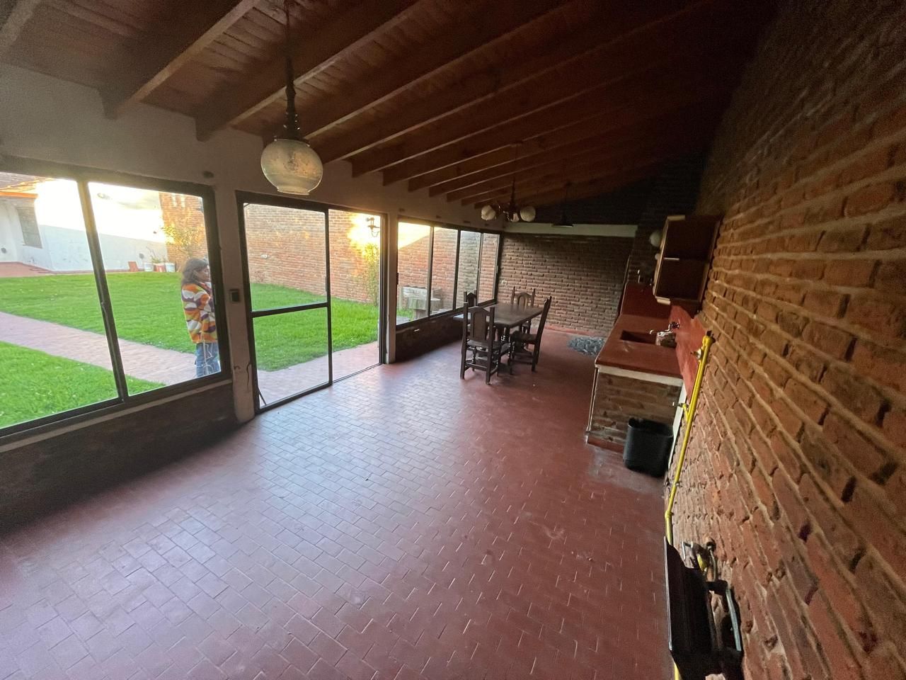 Casa en venta 5 ambientes con garage y parque - Colinas de Peralta Ramos - foto 16
