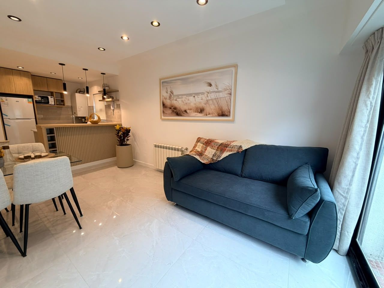 Departamento en venta 3 ambientes con balcón francés - Centro - foto 2