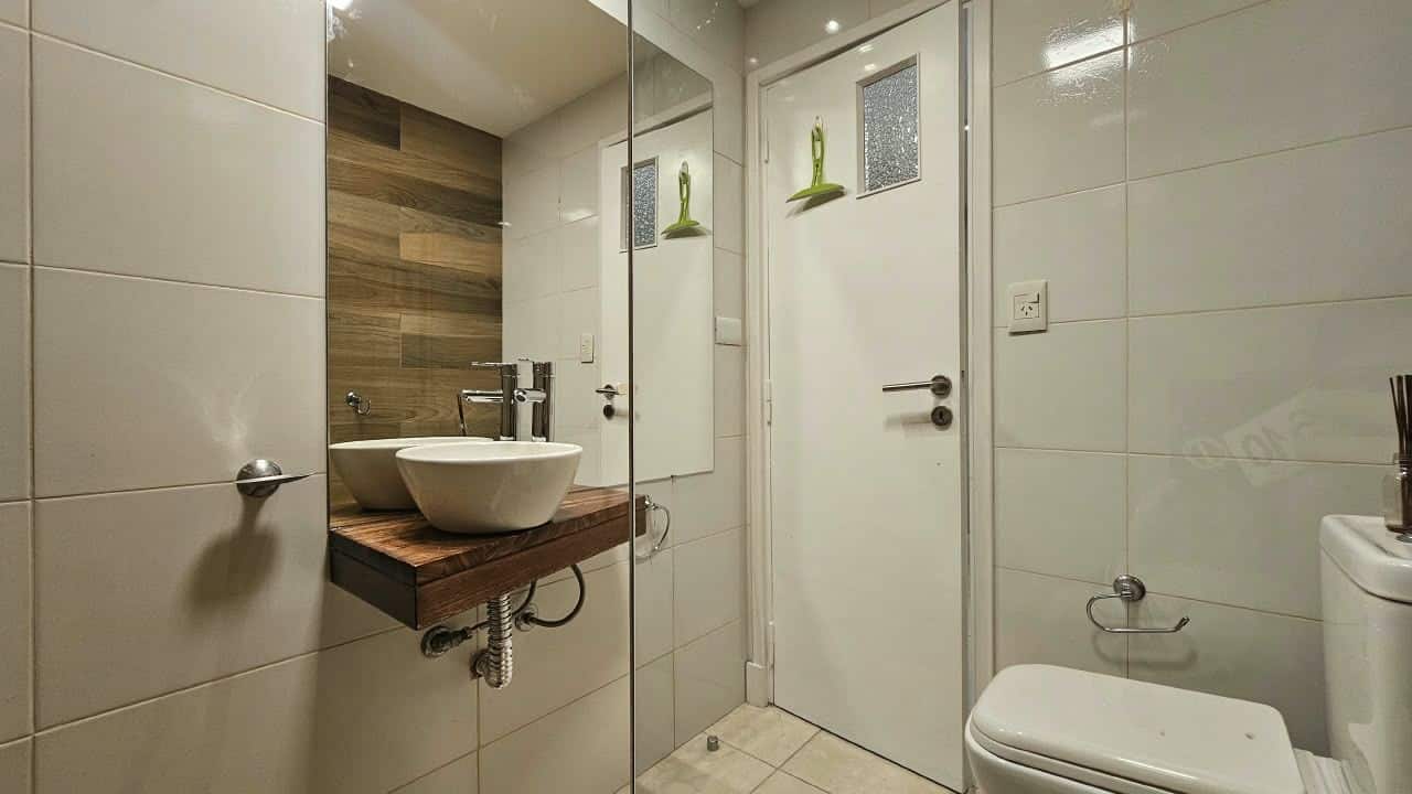 Departamento en venta 2 ambientes con dependencia y balcón - Plaza Colón - foto 17