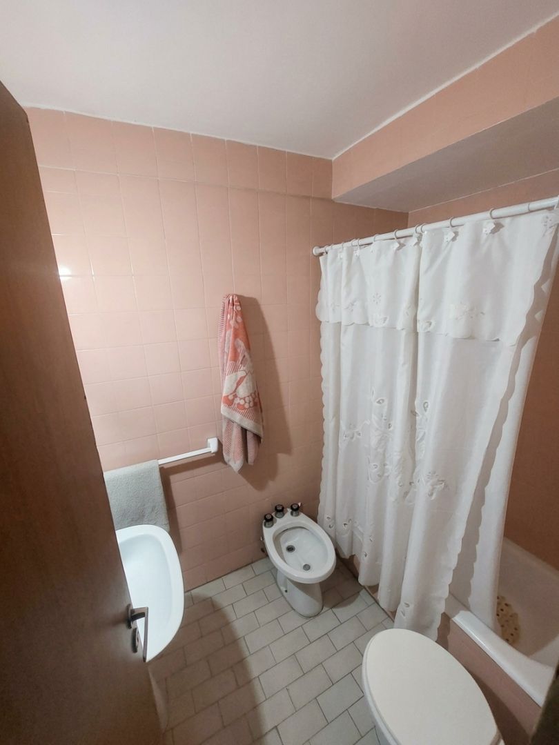 5d30c92f405818ec6900982a92900e33 Departamento en venta 2 ambientes con balcón saliente a la calle - Plaza Colón - foto 24