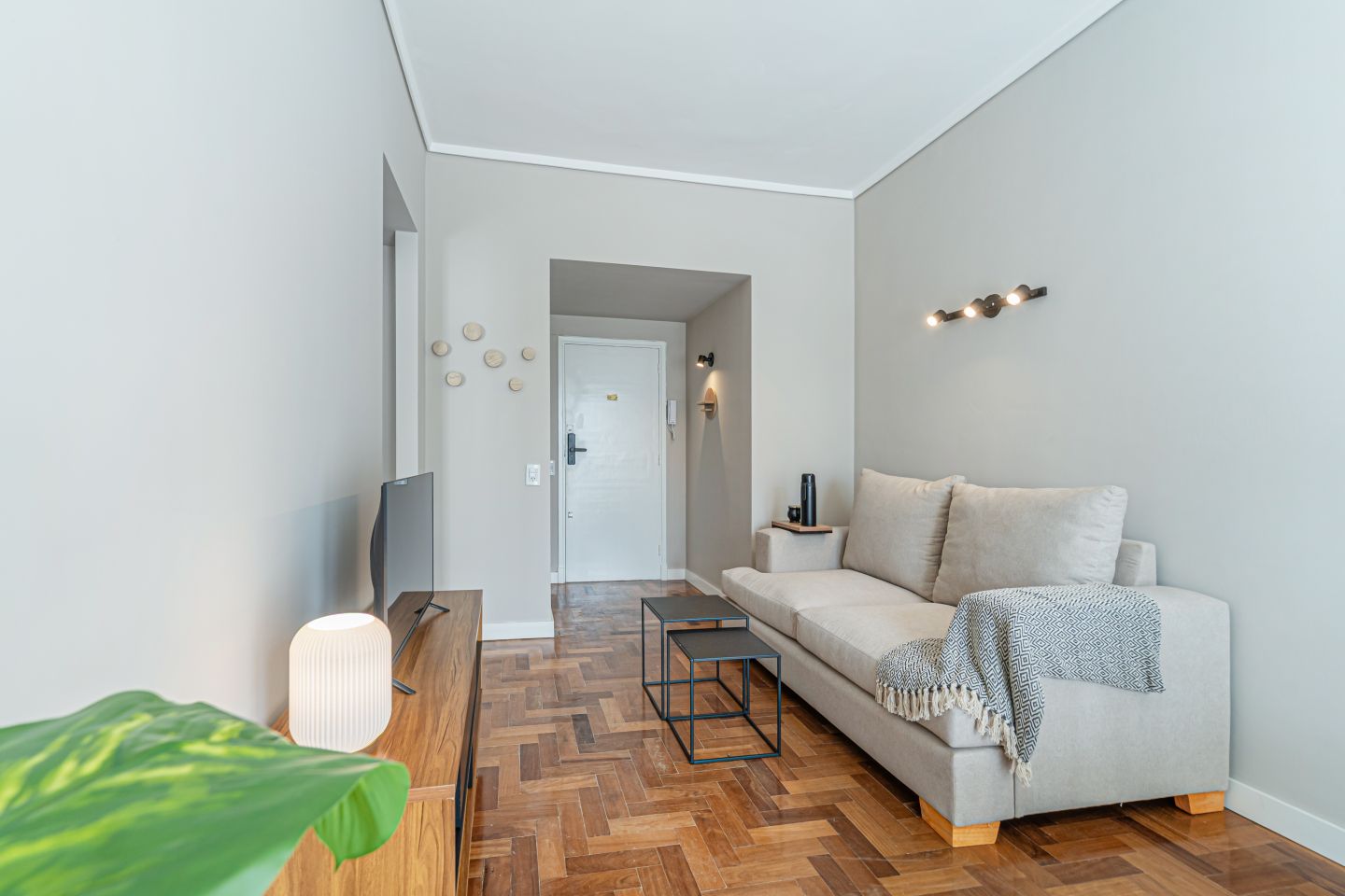 Departamento en venta 2 ambientes reciclado con balcón - Plaza Mitre - foto 7