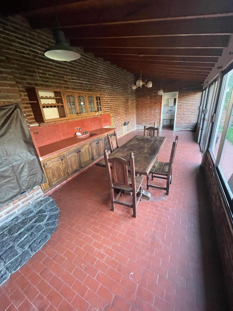 Casa en venta 5 ambientes con garage y parque - Colinas de Peralta Ramos - foto 17