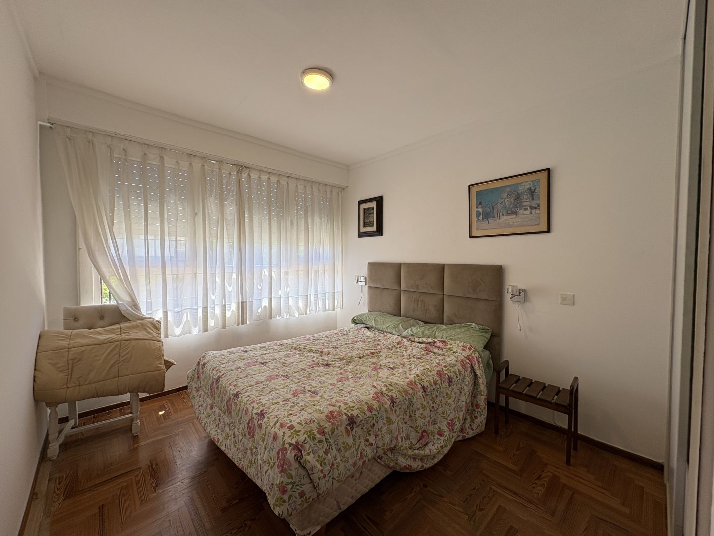 a8044b629c0993e1f88c395ec3c2506c Venta de Chalet de 4 ambientes con cochera doble, patio y parrilla - Los Troncos - foto 16
