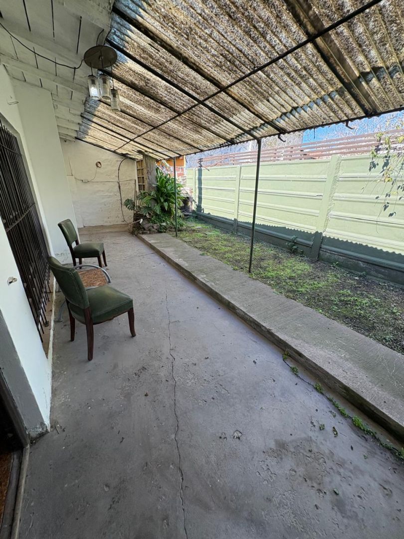 ae0c870f561ac8a81b6d22e8b590a25b Casa en alquiler 3 ambientes con patio - Santa Rita - foto 8