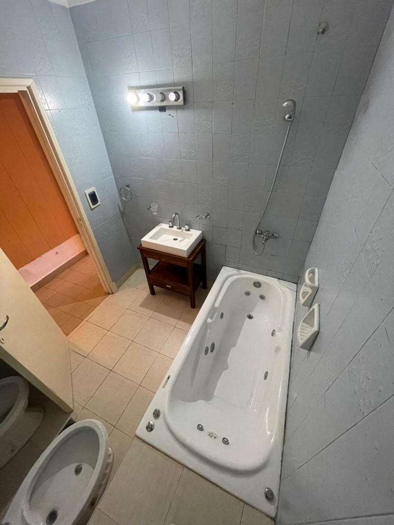Casa en venta 5 ambientes con garage y parque - Colinas de Peralta Ramos - foto 9