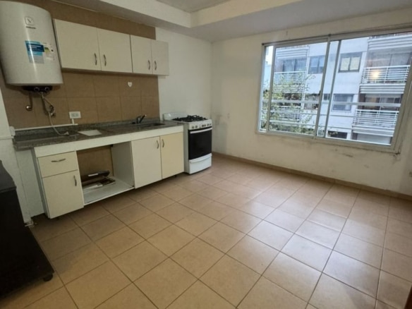 Departamento en venta 1 ambiente al frente - Plaza Colón