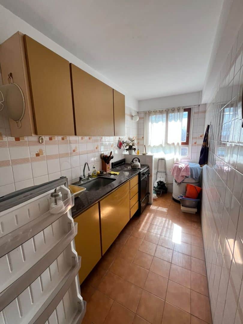 b1e0e94e1987bbebe8860f8c7370f4c2 Departamento en venta 2 ambientes al frente con balcón - Plaza Colón - foto 6