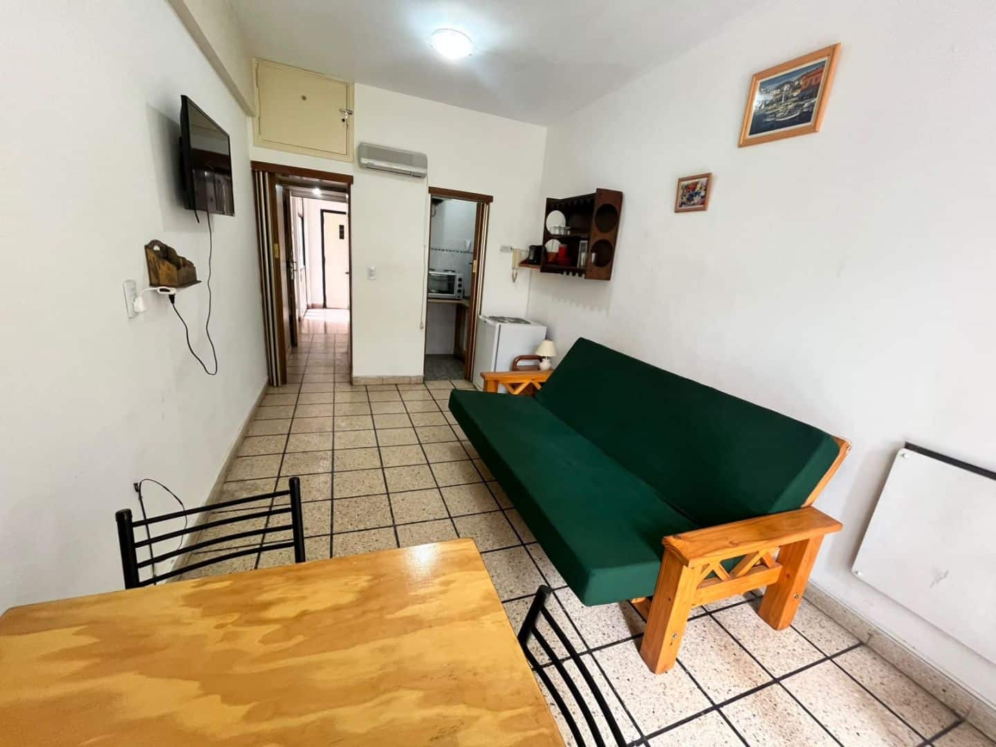 Departamento en venta 1 ambiente con balcón al frente - Plaza Colón - foto 4